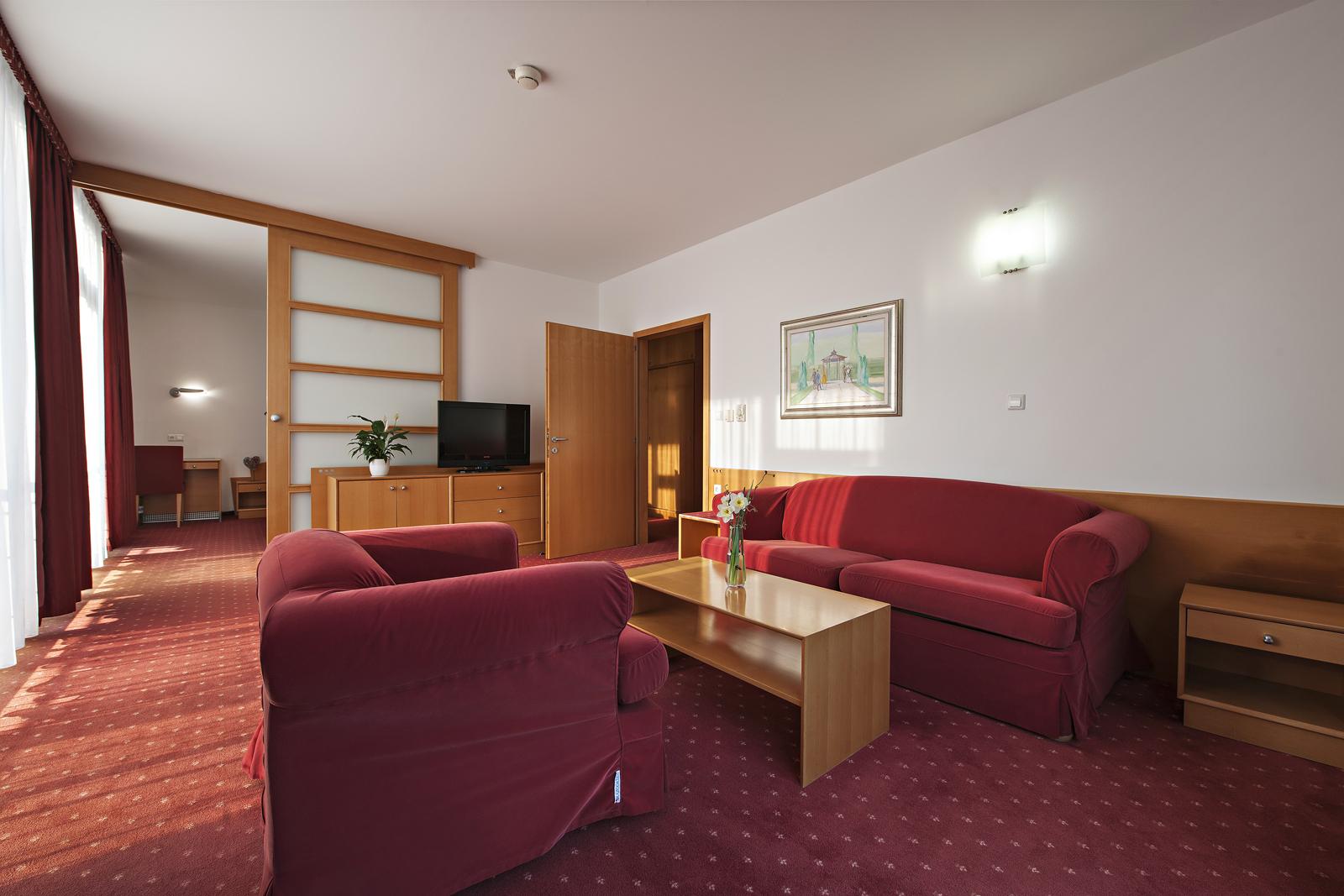 מלון רדנצי Izvir מראה חיצוני תמונה